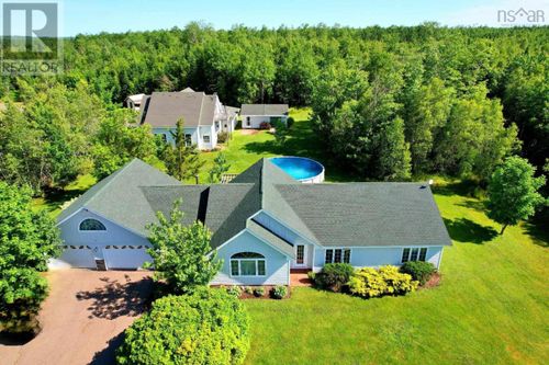 1042 Pleasant Valley Rd, Pleasant Valley, NS, B0N1C0 | Card Image