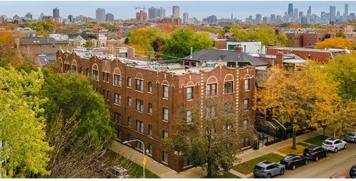 2-3323 Lakewood Ave, Chicago, IL, 60657-1448 | Card Image