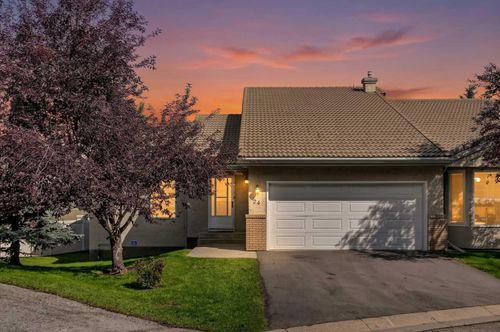 24-5790 Patina Dr Sw, Calgary, AB, T3H2Y5 | Card Image
