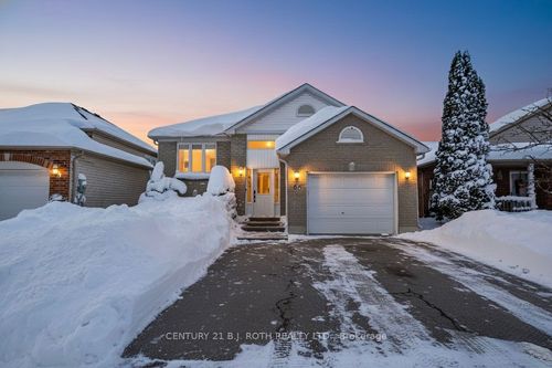 60 Leggott Ave, Barrie, ON, L4N8B1 | Card Image