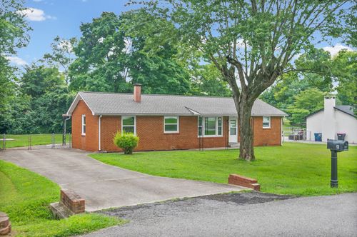 6 Sevier St, Clarksville, TN, 37042-4028 | Card Image
