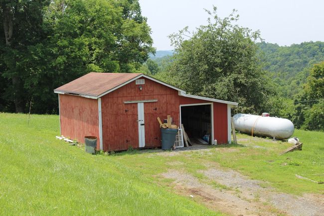 1028 Huff Hollow Rd, Home with 3 bedrooms, 2 bathrooms and 2 parking in Granville TN | Image 29