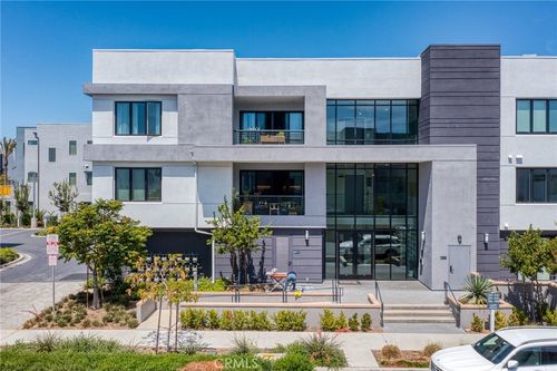 209-16289 Dawn Way, Tustin, CA, 92782-2863 | Card Image