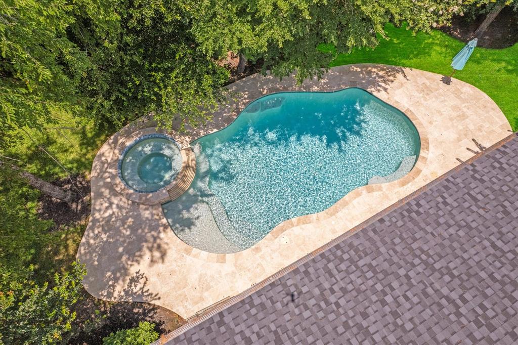 Spanish Bay Pl, Montgomery, TX 77316