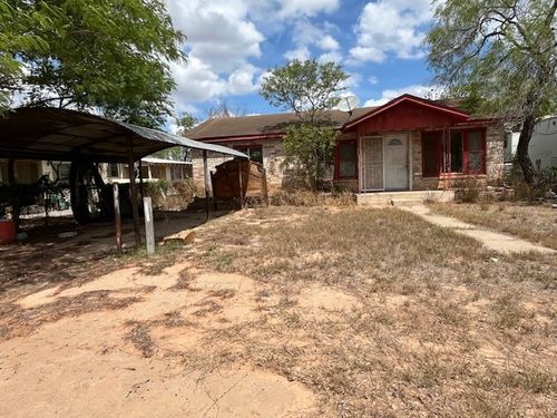 310 W Tilley St, Hebbronville, TX, 78361-2835 | Card Image