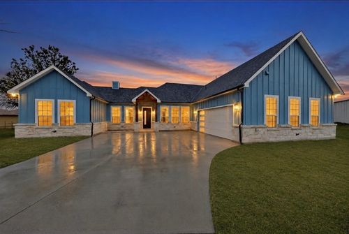 335 Cross Tie Ranch Rd, Trinidad, TX, 75163-4039 | Card Image