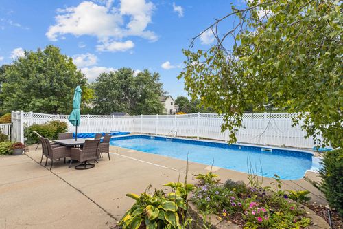 15712 Crocus Ave W, Rosemount, MN, 55068-6608 | Card Image