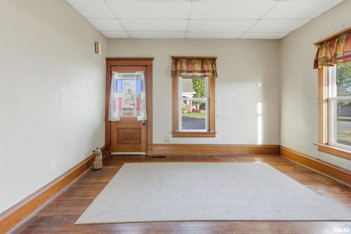 401 Jefferson Ave, Lowden, IA, 52255-9606 | Card Image