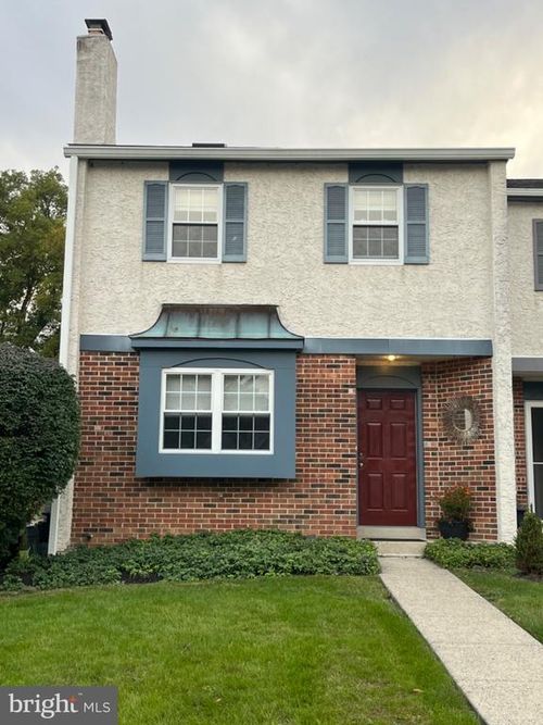 2101 Dawn Way, PHOENIXVILLE, PA, 19460-1859 | Card Image