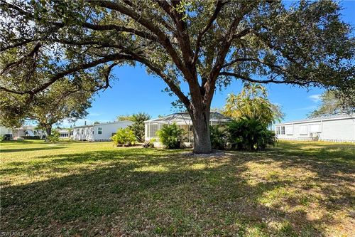 296 Riverwood Rd, NAPLES, FL, 34114-3938 | Card Image