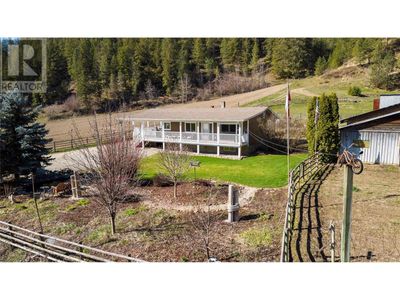 2720 Salmon River Rd, House other with 4 bedrooms, 2 bathrooms and 4 parking in Salmon Arm BC | Image 3