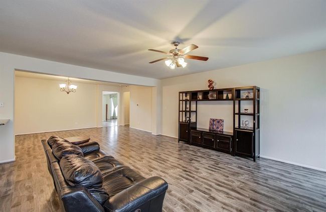 6815 Maize Clearing Trl, House other with 5 bedrooms, 4 bathrooms and 2 parking in Humble TX | Image 15