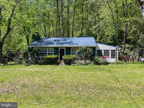 24 Indian Steps Rd, AIRVILLE, PA, 17302-9356 | Card Image