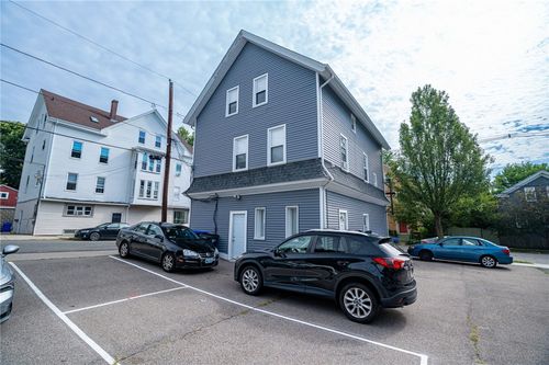 194 Ives St, Providence, RI, 02906-3815 | Card Image