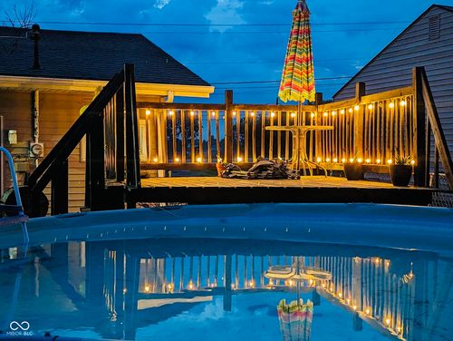 1207 E Main St, Centerville, IN, 47330-9557 | Card Image