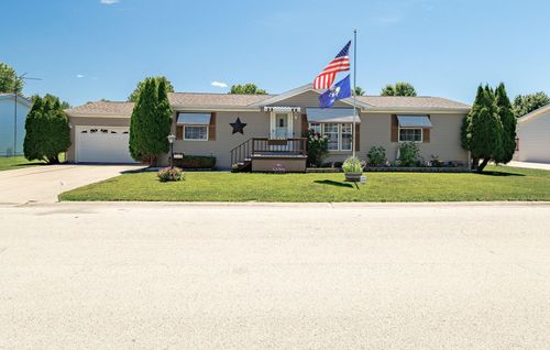 5519 Autumnash Ln, Machesney Park, IL, 61115-8292 | Card Image