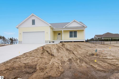 4499 La Marche Cir, Traverse City, MI, 49685-7507 | Card Image