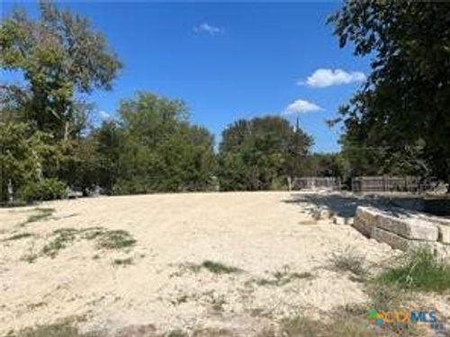 913 Pinewood Dr, Harker Heights, TX, 76548-2122 | Card Image