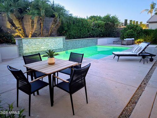4628 W Whispering Wind Dr, Glendale, AZ, 85310-3042 | Card Image