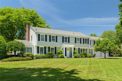 9 Stone Tower Ln, Barrington, RI, 02806-4913 | Card Image