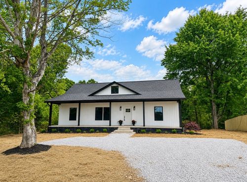 1239 N Main St, Tennessee Ridge, TN, 37178-4024 | Card Image