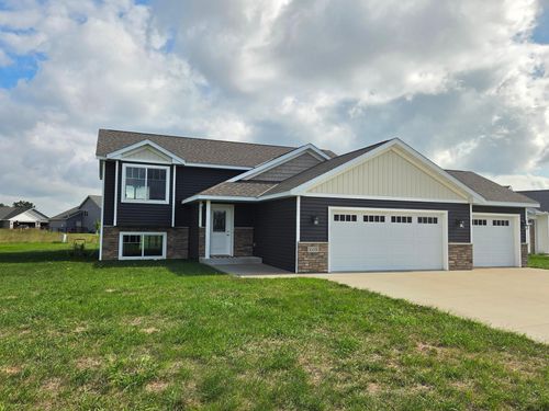 1009 26th Street Loop, Sartell, MN, 56377-4722 | Card Image