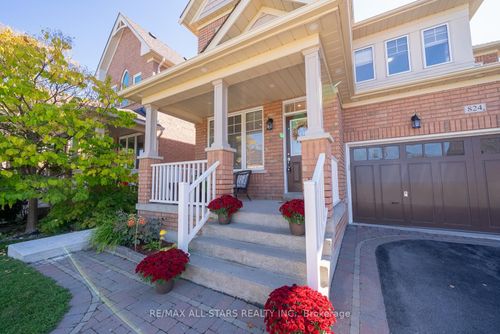 {{alt}} | Card Image