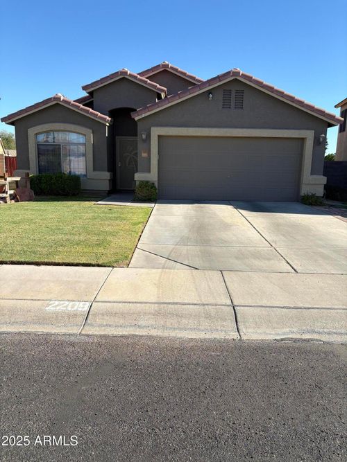 2209 N 105th Ave, Avondale, AZ, 85392-4717 | Card Image