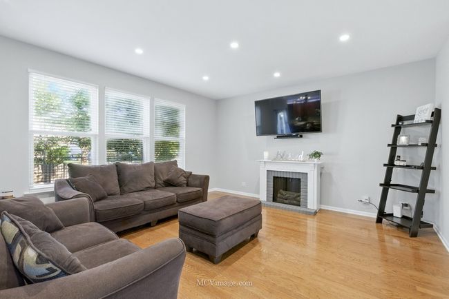 16347 W Cagwin Dr, House other with 4 bedrooms, 3 bathrooms and 2 parking in Lockport IL | Image 6