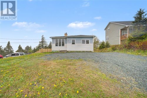 15 Paradise Rd, Paradise, NL, A1L3B3 | Card Image