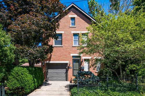 652 Brust St, Columbus, OH, 43206-1335 | Card Image