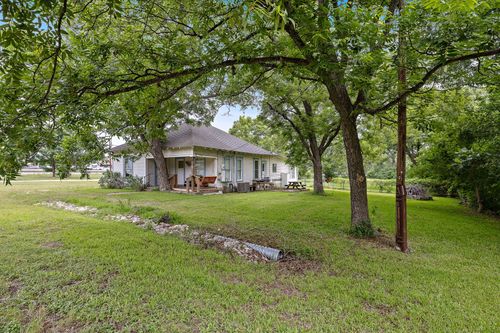 103 E Willis St, Leander, TX, 78641-1706 | Card Image