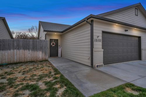 12123 W Shadow Lakes St, Wichita, KS, 67205-3901 | Card Image