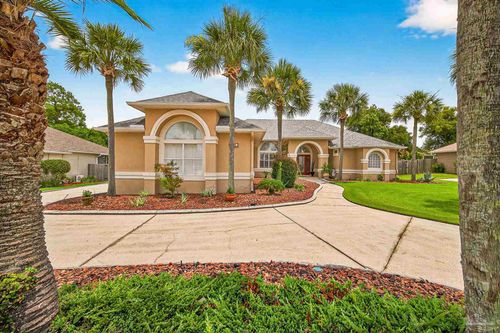 2103 Juno Cir, Pensacola, FL, 32526-8424 | Card Image