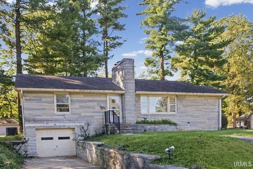 500 E Dodds Street, Bloomington, IN, 47401-4821 | Card Image