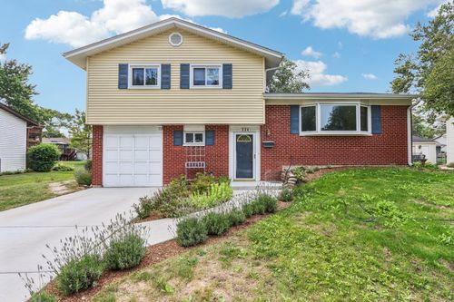 224 N Bissell Dr, Palatine, IL, 60074-5514 | Card Image