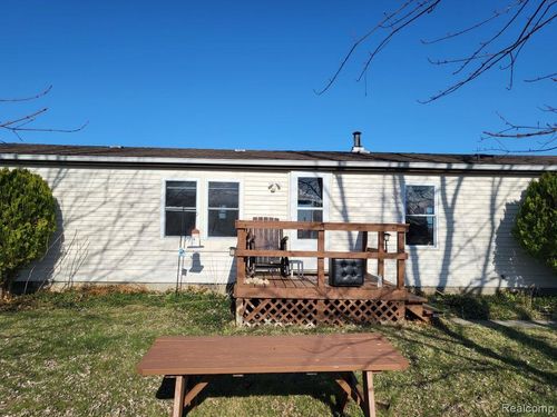 8631 Babcock Rd, Jeddo, MI, 48032-8202 | Card Image