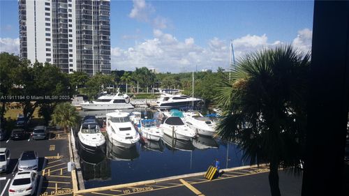 apt-412-3401 N Country Club Dr, Aventura, FL, 33180-1771 | Card Image