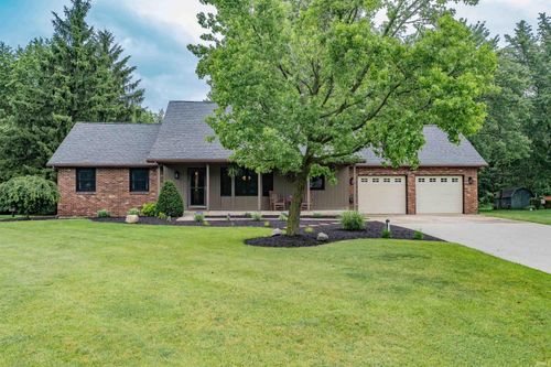 3232 Plantation Trl, Fort Wayne, IN, 46818-9454 | Card Image