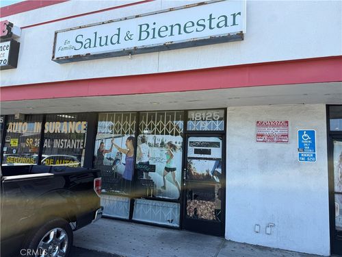 D Saticoy Street, Reseda, CA, 91335 | Card Image