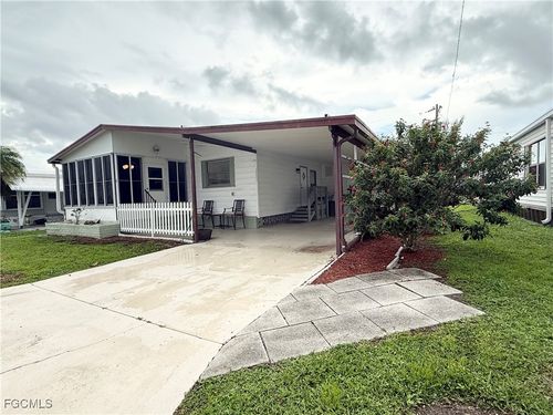 3404 Rainbow Ln, NORTH FORT MYERS, FL, 33903-1424 | Card Image