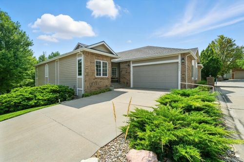 4801 Rockridge Ct, Manhattan, KS, 66503-7586 | Card Image