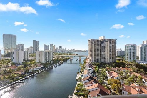 19k-19667 Turnberry Way, Aventura, FL, 33180-2515 | Card Image