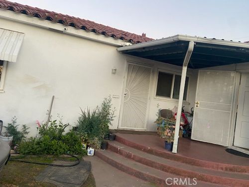 623 W Hedges Ave, Fresno, CA, 93728-2213 | Card Image