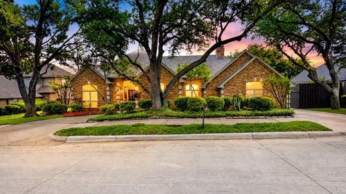 1003 Wiltshire Dr, Carrollton, TX, 75007-4914 | Card Image