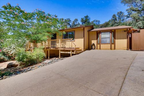 17495 Anona Ct, Grass Valley, CA, 95949-7206 | Card Image