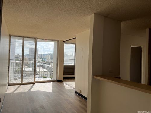 apt-907-1535 Pensacola St, Honolulu, HI, 96822-3875 | Card Image