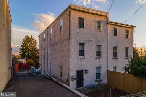 273 Delmar St, PHILADELPHIA, PA, 19128-4502 | Card Image