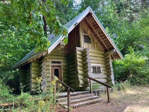 31195 Sw Ladd Hill Rd, Sherwood, OR, 97140-5067 | Card Image