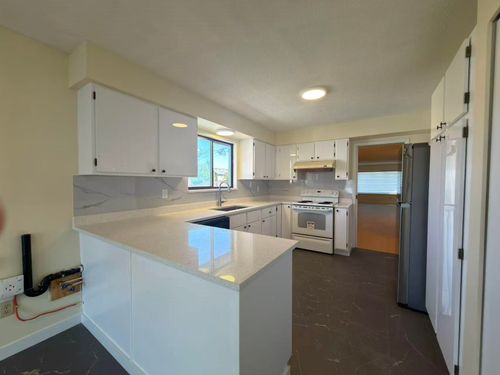 2175 E 54 Avenue, Vancouver, BC, V5P1Y5 | Card Image